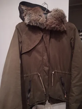 Abrigo Zara Talla S Verde Militar