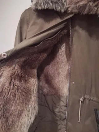 Abrigo Zara Talla S Verde Militar