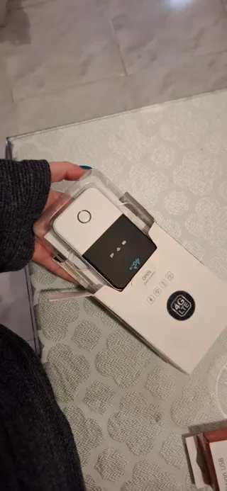 Router 4G LTE WiFi Portátil MF925