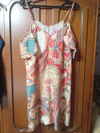 Vestido sexy hombros descubiertos