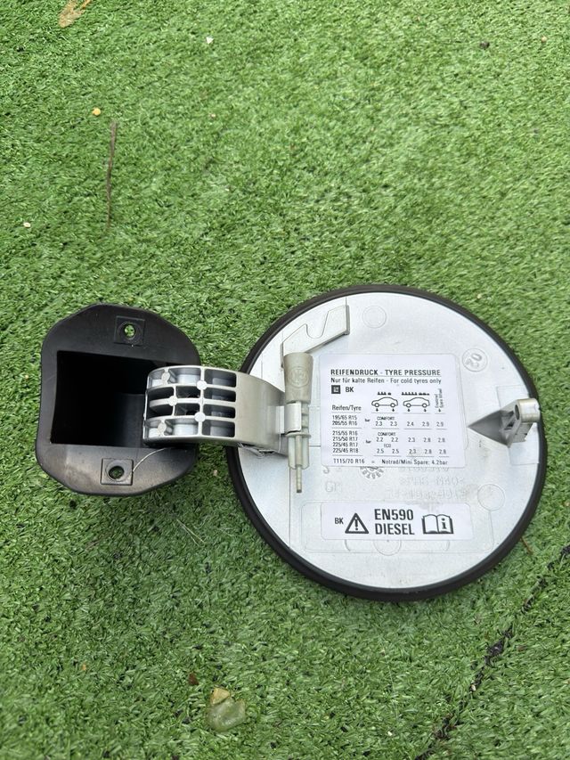 Tapa combustible Opel Vectra C 2008