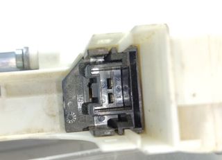 Motor elevalunas audi 2109773 8k0959801a a4 basico