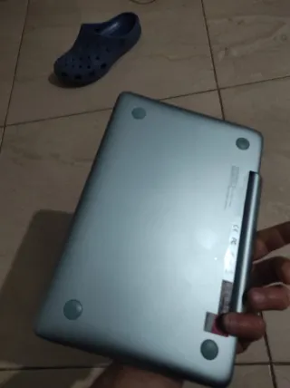 Ordenador portátil in buen estado funciona perfect