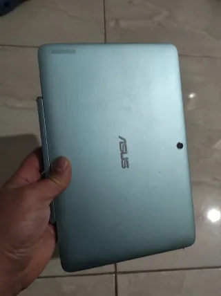 Ordenador portátil in buen estado funciona perfect