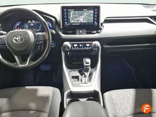 Toyota Rav4 2.5l 220H Advance