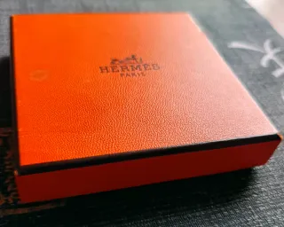 Pulsera Hermes Dorada Cierre H Negra