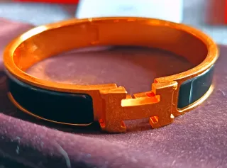 Pulsera Hermes Dorada Cierre H Negra