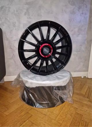 Llantas Oz Superturismo LM Negras