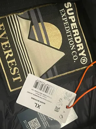 Chaqueta Superdry Everest Negra