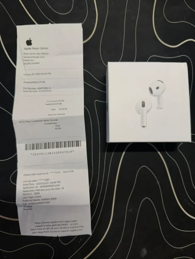 AirPods 4 (Active Noise Cancelation)