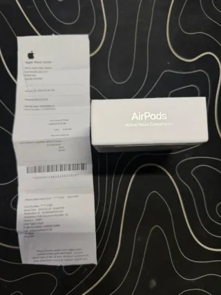 AirPods 4 (Active Noise Cancelation)