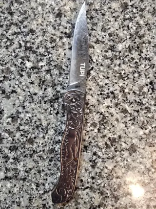 Canivete Novo com lâmina damasco