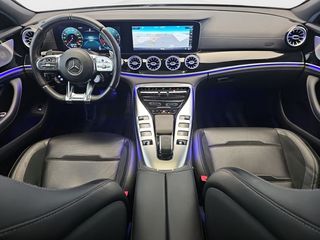 Mercedes AMG-GT  43 4 MATIC