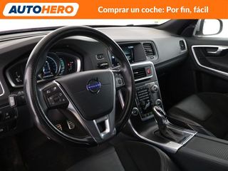 Volvo V60 2.0 D3 R-Design Momentum
