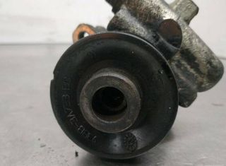 Ford 450347 bomba de dirección 93bb3a674cb mondeo