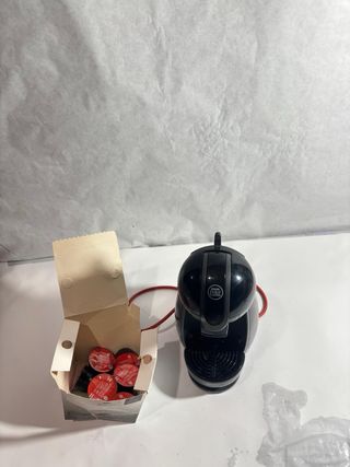 Cafetera Dolce Gusto y cápsulas Bellarem