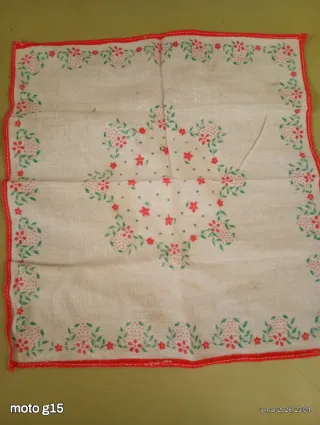 Pañuelos de lino vintage bordados