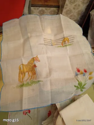 Pañuelos de lino vintage bordados