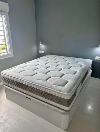 Canapé abatible blanco y negro