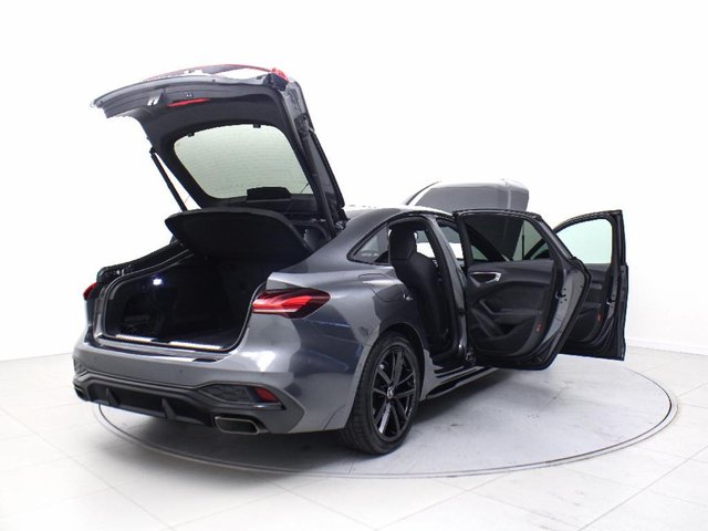 AUDI A5 AVANT BLACK LINE E-HYBRID QUATTRO 299CV STRONIC