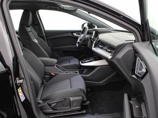 AUDI Q4 AUDI Q4 SPORTBACK GENUINE EDITION 45 E-TRON 210,00 KW 77,0 KWH