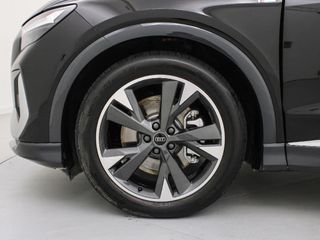 AUDI Q4 AUDI Q4 SPORTBACK GENUINE EDITION 45 E-TRON 210,00 KW 77,0 KWH
