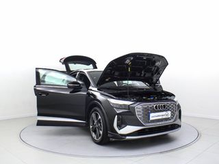 AUDI Q4 AUDI Q4 SPORTBACK GENUINE EDITION 45 E-TRON 210,00 KW 77,0 KWH