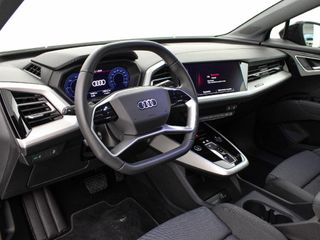 AUDI Q4 AUDI Q4 SPORTBACK GENUINE EDITION 45 E-TRON 210,00 KW 77,0 KWH