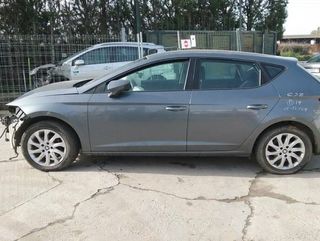 Seat 4569394 5q4959593 centralita cierre leon 5f1