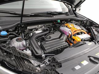 AUDI Q3 AUDI Q3 SUV LAUNCH EDITION E-HYBRID 200 KW S TRONIC