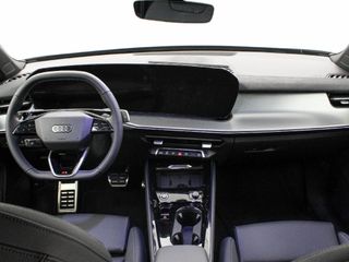 AUDI Q3 AUDI Q3 SUV LAUNCH EDITION E-HYBRID 200 KW S TRONIC