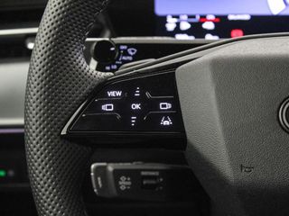 AUDI Q3 AUDI Q3 SUV LAUNCH EDITION E-HYBRID 200 KW S TRONIC