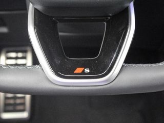 AUDI Q3 AUDI Q3 SUV LAUNCH EDITION E-HYBRID 200 KW S TRONIC