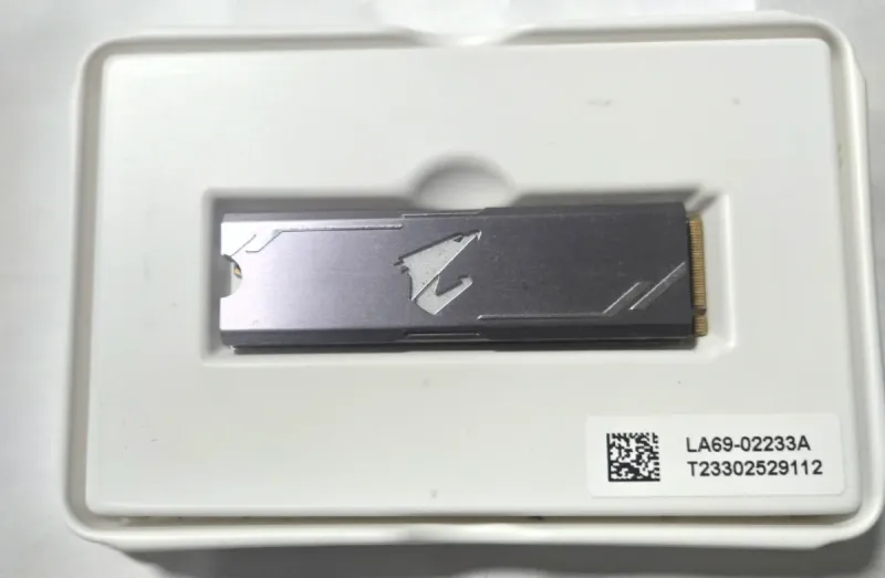 Disco Duro M.2 Gigabyte Aorus RGB 512GB