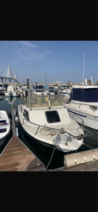 Embarcación Dipol Alcatraz 580