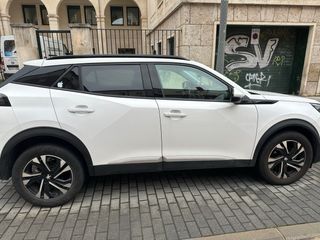 Peugeot 2008 2021