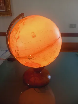 Grande mappamondo lampada