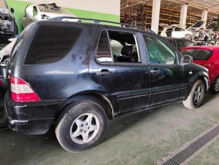 Mercedes-benz a0024669001 bomba clase m - 1 228141
