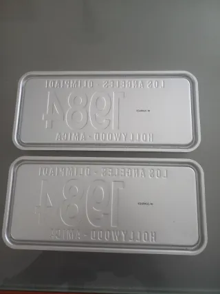 Set 2 targhette metallo Los Angeles 1984