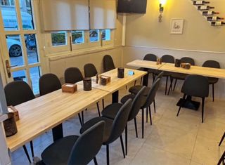 Pack 5 mesas y 18 sillas hostelería