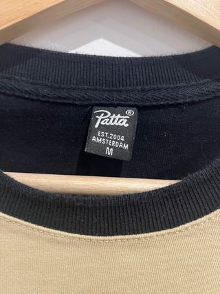 Camiseta Patta Beige y Negra
