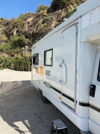 Vendo furgón vivienda, 100 % autónoma!!!!