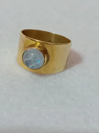Anello con pietra di luna  in ottone