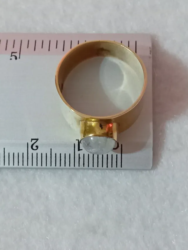 Anello con pietra di luna  in ottone