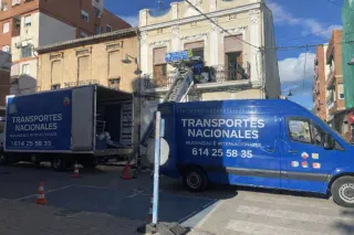 ALQUILER DE FURGONETAS Y CAMIONES