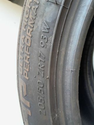 Neumático renault 205/50/17 93w twingo 1151289