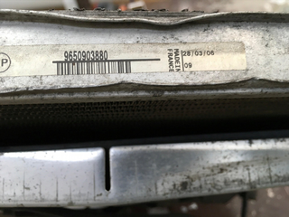 Radiador Peugeot 207 9650903880