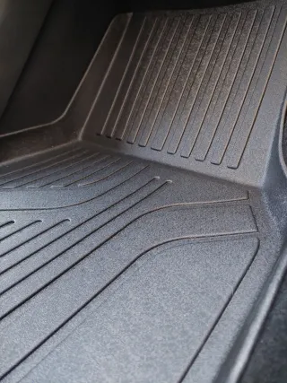 Tapetes Tesla Model Y Juniper 2025+