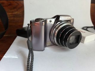 Olympus SZ-14 Cámara Digital 24x Zoom