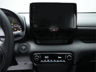 Toyota Yaris 1.5 e-CVT 116CV 120H Active Plus